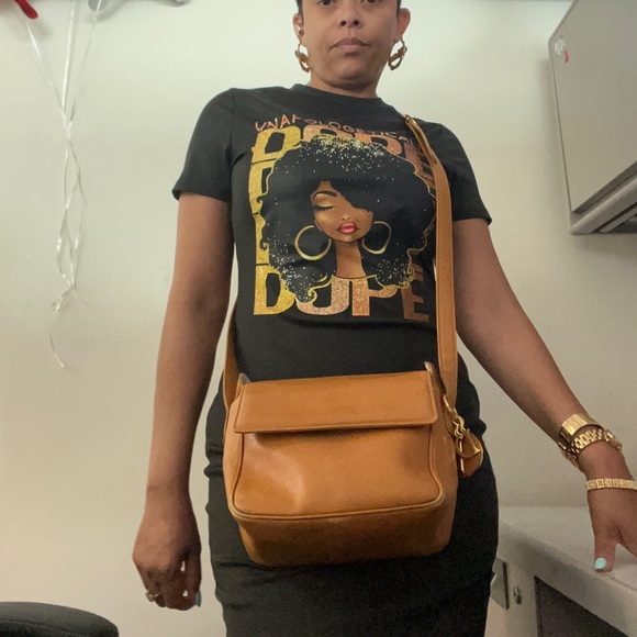 Authentic Christian Dior camel color crossbody 💫Rare hard to find bag - Picture 15 of 15